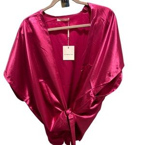 Boutique Brand Magenta Wrap Top One Size